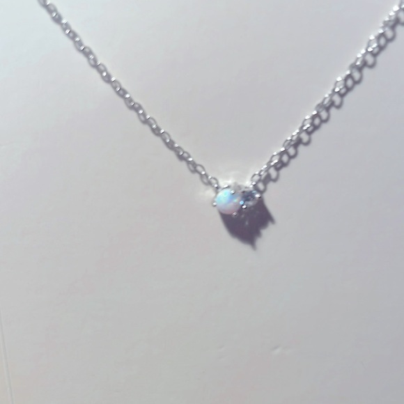 Opal pendant. - Picture 1 of 3